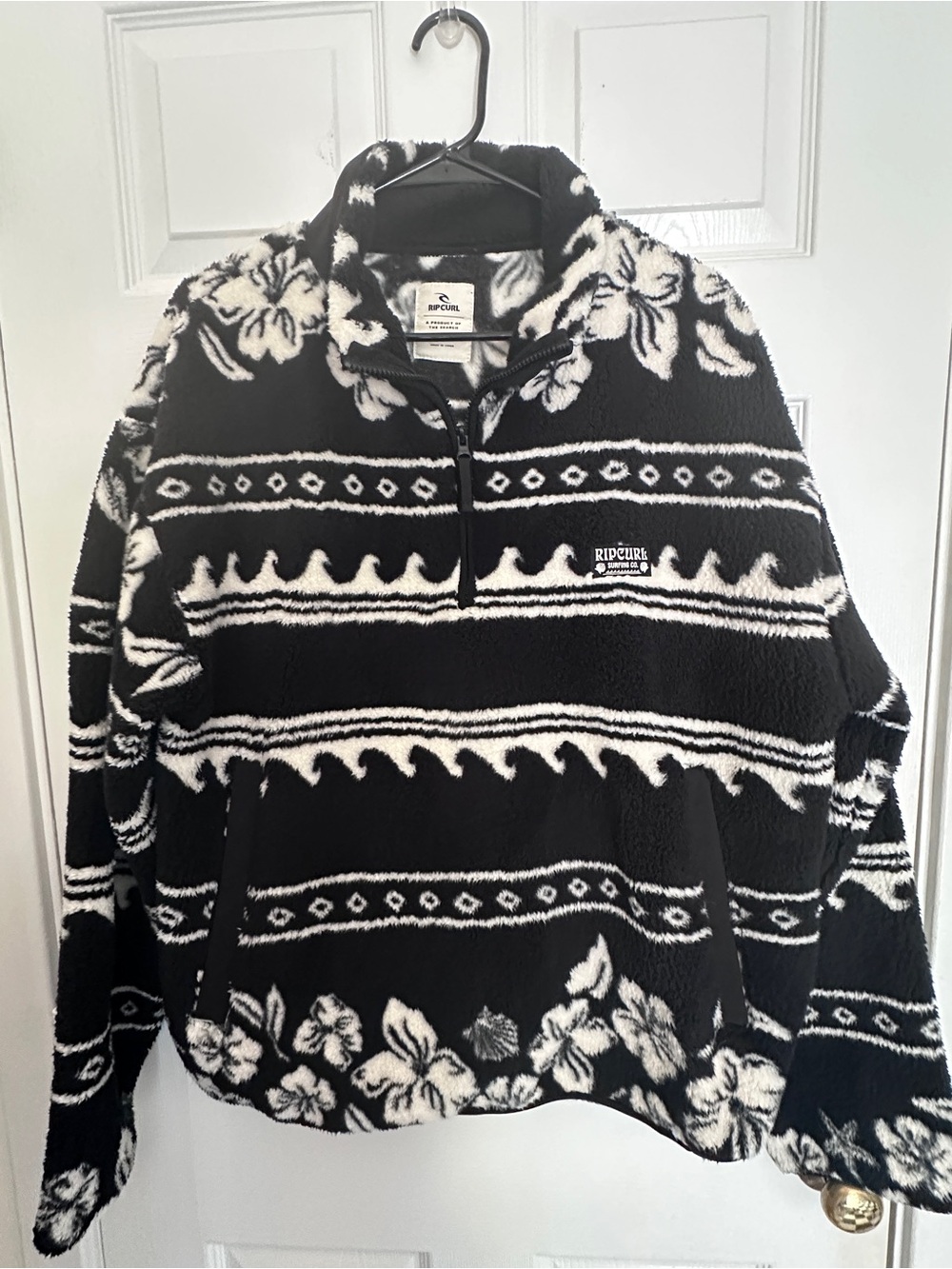 Rip Curl Black & White Floral Quarter-Zip Fleece Pullover
